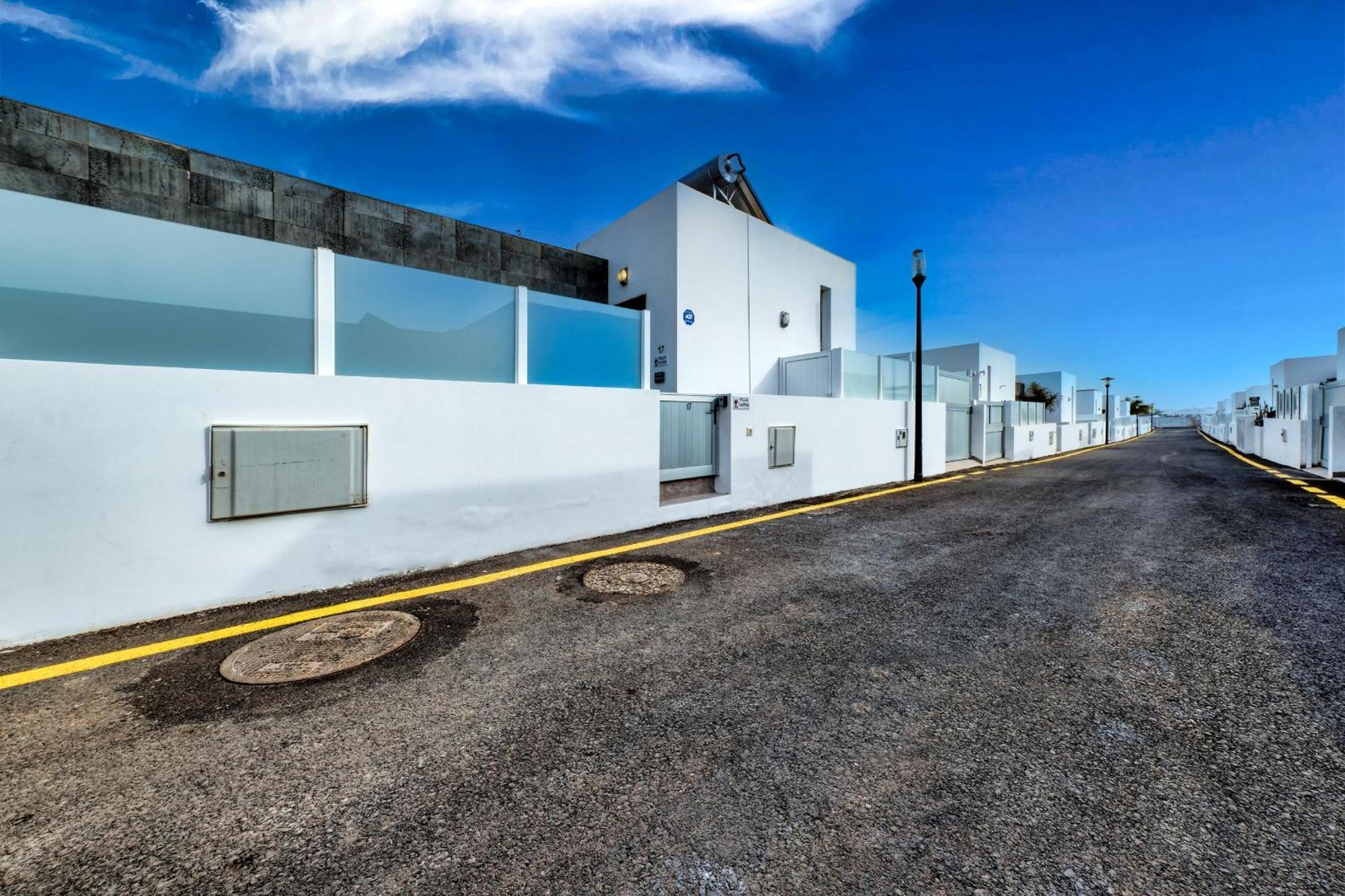 Casa de vacances Cassia-private Pool Aircon, Sat Tv By Lanzarote Playa Blanca (Lanzarote)
