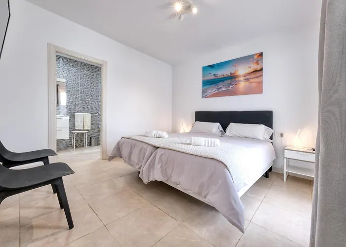Villa Cassia-Private Pool Aircon, Sat Tv By Lanzarote Vacation Homes